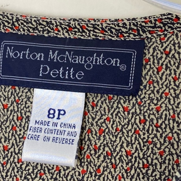 SALE. 100% Silk Norton McNaughton 80's Inspired Peplum Blouse, Size 8P - Picture 3 of 11